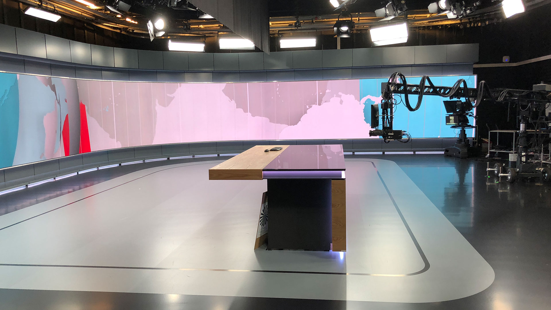 22,5 Meter LED Big Screen for News Reporting at DR TV Avisen
